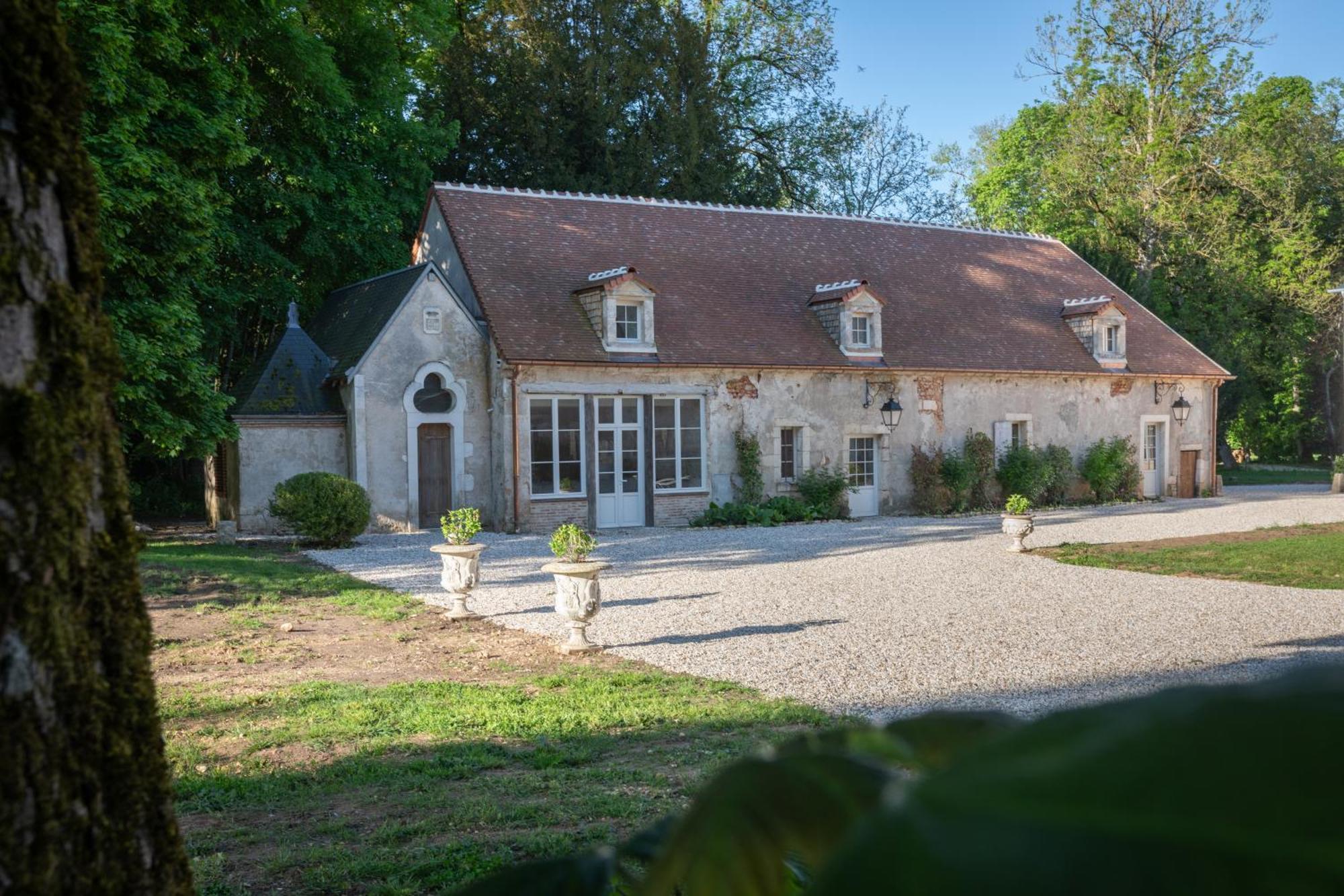 Le Chateau Du Sollier - Charme Et Confort A 5Mn Du Peage Le Subdray Luaran gambar